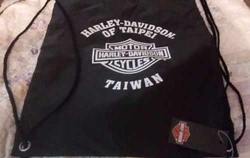 Nwts  harley davidson sling back pack lightweight black &amp; white taipei-taiwan