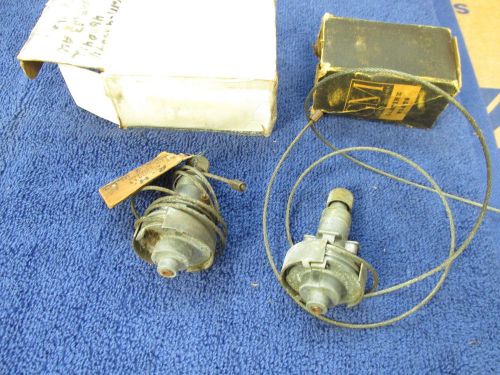 Late 1953-54 chevy passenger rh and lh  wiper transmissions  nos trico   716