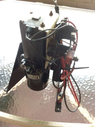 Mercruiser  alpha one tilt / trim hydraulic lift pump