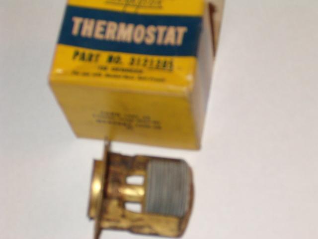 1937-48 ford 8 cyl. mercury nos harrison thermostat 3121285 153 degree 