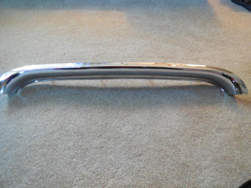 1958-62 corvette upper grill molding