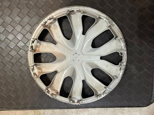 2014-2020 nissan rogue 17” hubcap wheel cover used original equipment