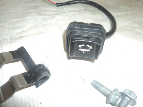 Yamaha outboard engine mounted tilt and trim switch