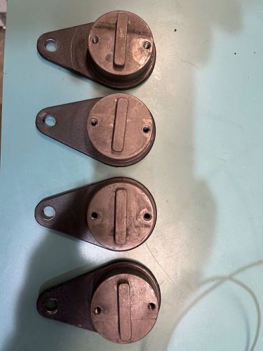 Minn kota rear pivot bracket ultrex,fortrex all four in excellent condition