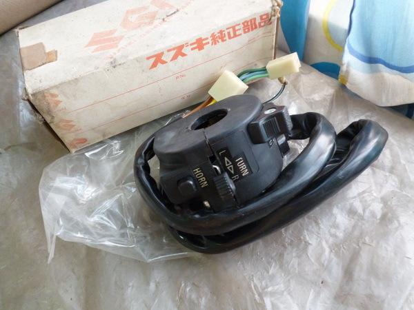 Suzuki ts125 ts185 ts250 sp370 handle switch lh nos japan 37400-32402