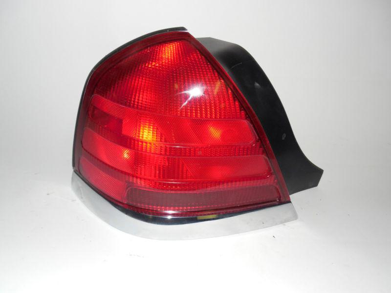 03 04 05 06 07 08 ford crown vic oem left tail light nice! 