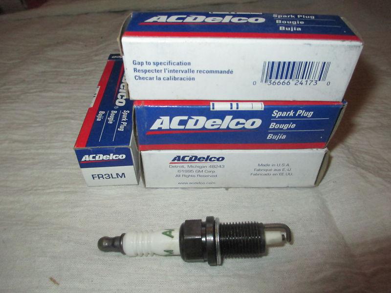 Lot of 4 acdelco ac delco fr3lm spark plugs