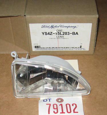 Ford front fog light /lamp right side ys4z15lz03ba nos