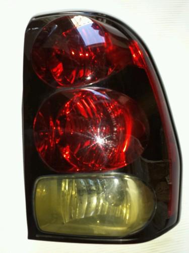 2002-2008 chevrolet trailblazer tail rear back right rh lamp light (used)