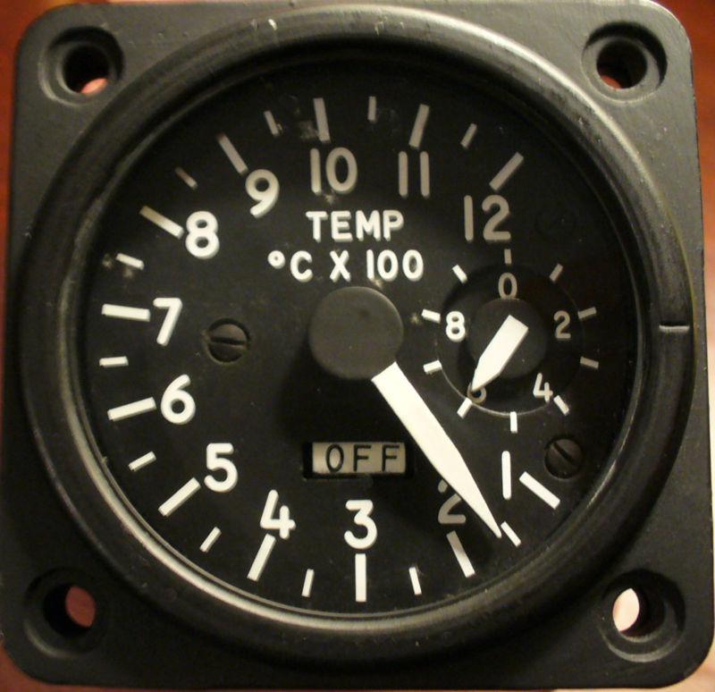 Military temperature gauge  - simulator instrument ah-1          