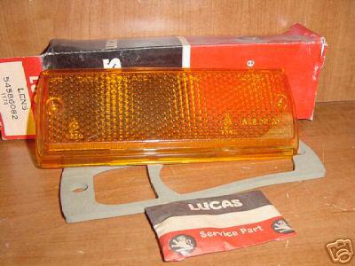 Nos lucas amber rh front turn lens triumph tr7 tr8 