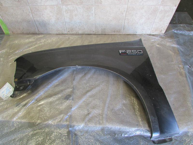 2000-2002 ford f 250 left fender / used / oem / 