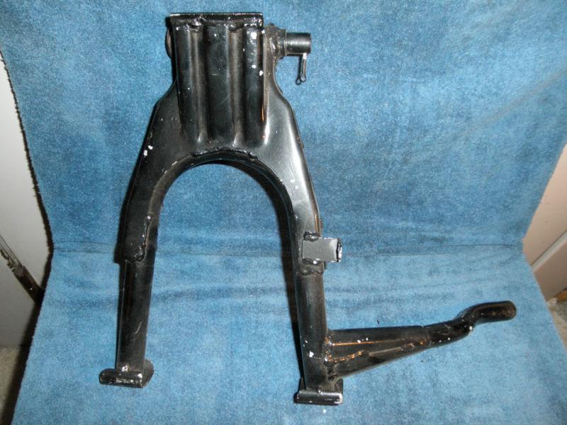 Kawasaki h2 750 original center stand! beautiful shape vintage restoration