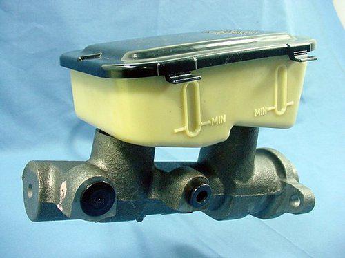 New bendix 13357 brake master cylinder 81 1981 firebird v6 v8 turbo