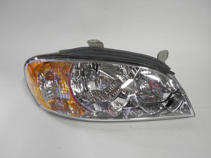 00 01 02 kia spectra right headlight nice!  