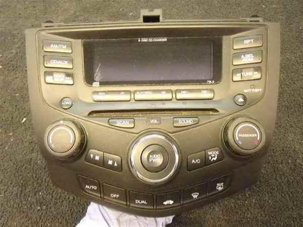 04-07 honda accord oem 6 disc cd player fm radio lkq