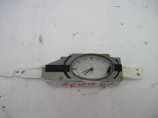 Clock infiniti i35 2002 02 539897