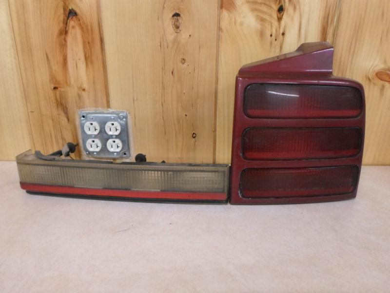 1993 oldsmobile cutlass ciera passenger side taillight