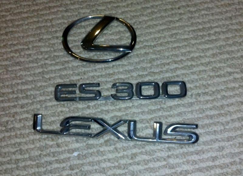 1996 lexus es300 rear trunk chrome emblem logo decal 1995 96 95 es 300