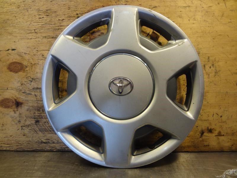 92 93 94 95 96 camry le 3.0l 15" wheel cover / hub cap 208196