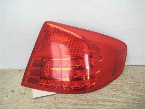 03 04 infiniti g35 passenger side taillight tail lamp