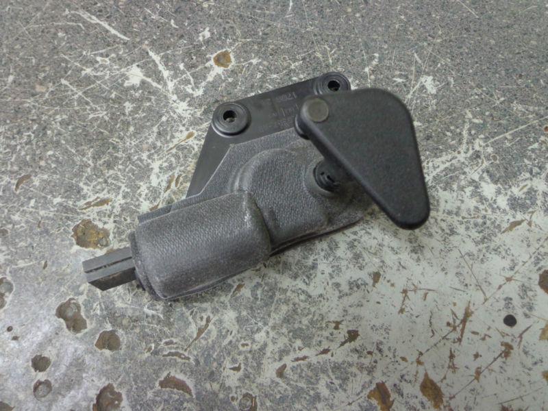 Ford expedition left drivers  rear side vent glass actuator opener 1997-2002