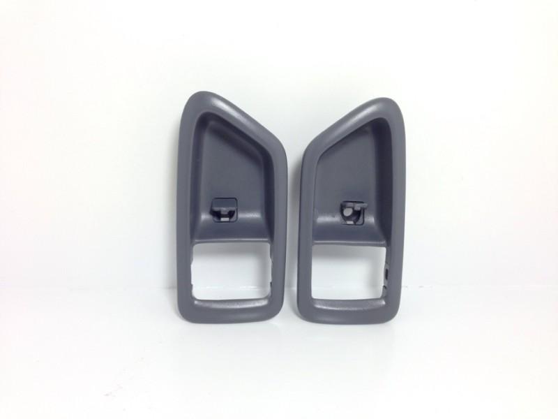 Pair, front=rear, inside door handle bezel gray / for 97-01 toyota camry new