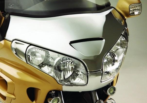 Show chrome front fairing nose trim for honda gl1800 01-10