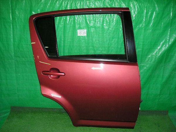 Daihatsu boon 2004 rear right door assembly [2213300]