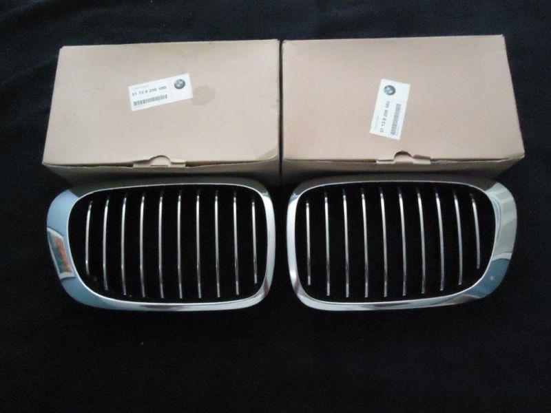 Bmw 2001 e46 m3 genuine oem front kidney chrome grills (left/right)