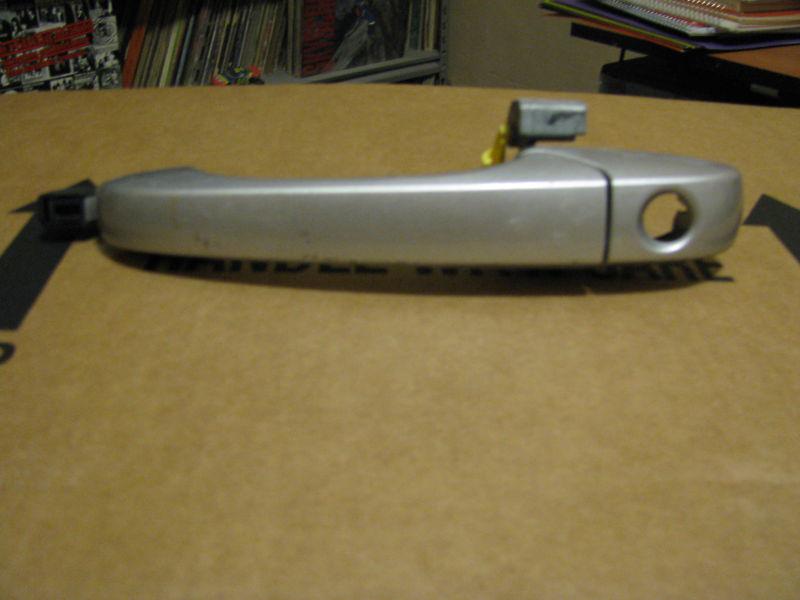 2010 dodge avenger drivers door handle