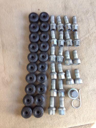 Volkswagen wheel bolts/lugs set of 20 with covers