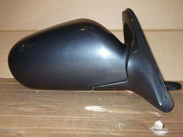 Nissan crew 1995 right side mirror assembly [3513500]