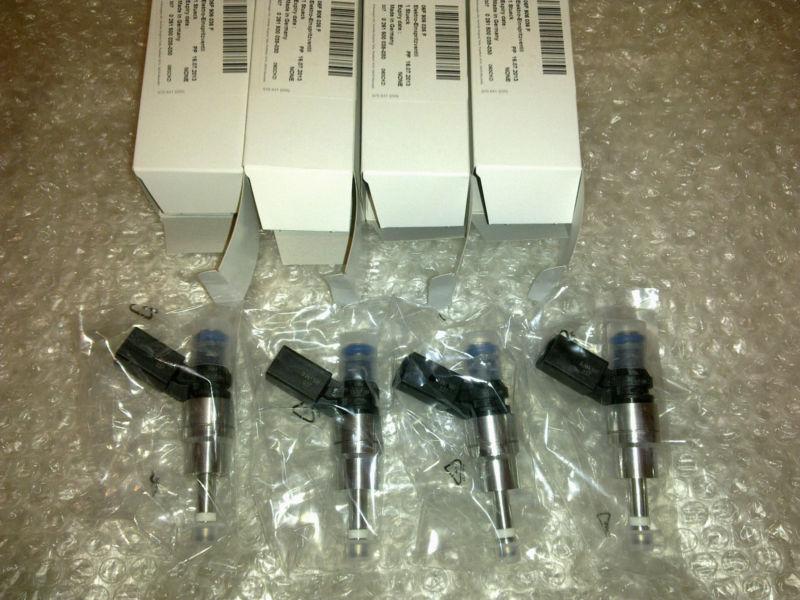 Audi s3, tts, vw golf gti 2.0 tfsi fuel injectors 06f906036f 4pieces new!!!!