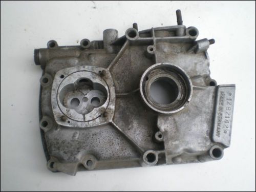 Porsche 912 engine case third piece 128 214 2