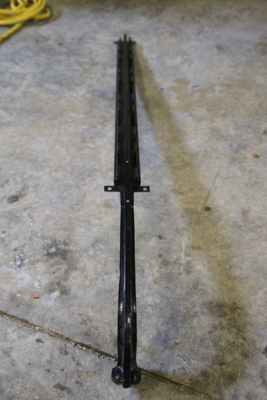 Nos .1939 chevy car center hood hinge