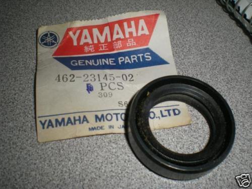 Nos yamaha yz80 rt100 mx100 oil seal 462-23145-02