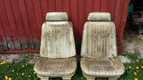 69 gto lemans front bucket seats cores 70 71 72 chevelle monte carlo cutlass 442