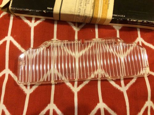 Nos 1973-1976 toronado gm corner lamp lens (clear) lh