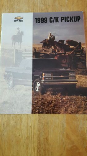 Chevrolet 99&#039; /ck pickup truck dealer sales brochure exlnt cond !!