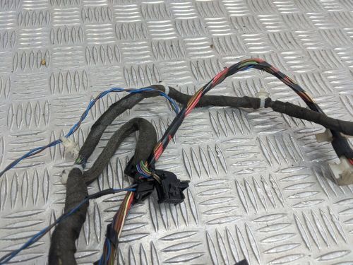 Vauxhall vectra club mk2 dti 16v 2004 door wiring loom (r/h front)