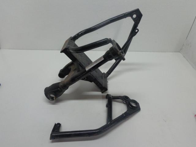 2007 05 06 08 09 suzuki vz800 m50 boulevard swingarm back frame rear oem z339