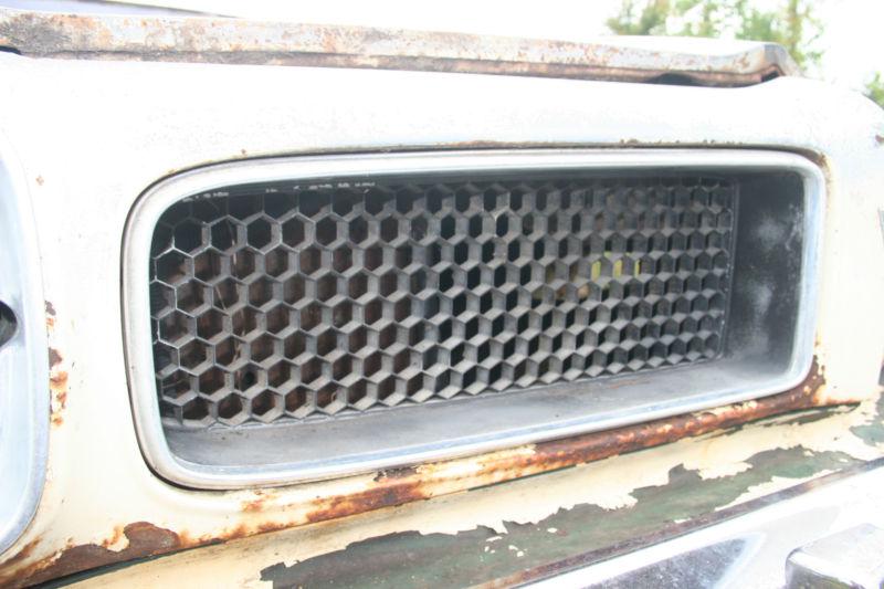 1974 pontica ventura grilles and header panel