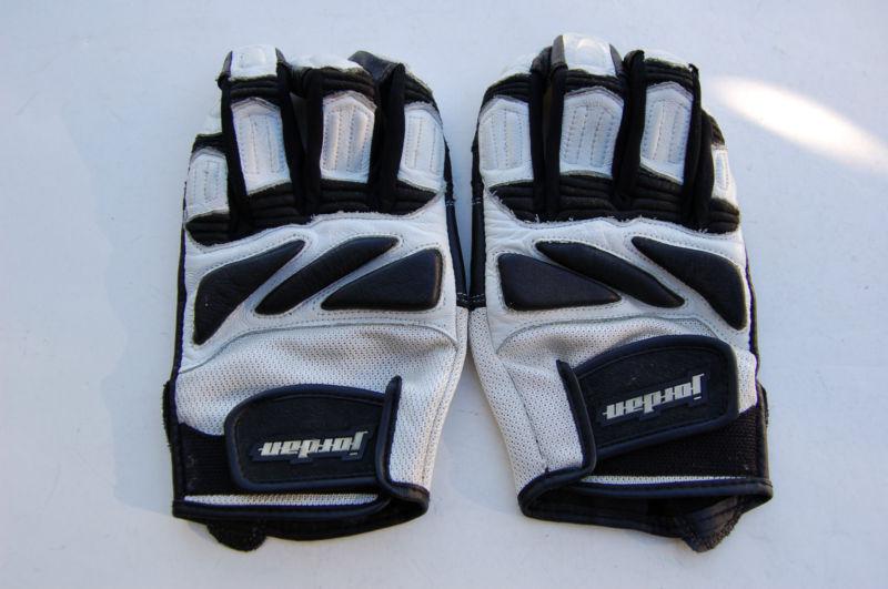 Used team jordan joe rocket motorcycle leather/textile glove white size m