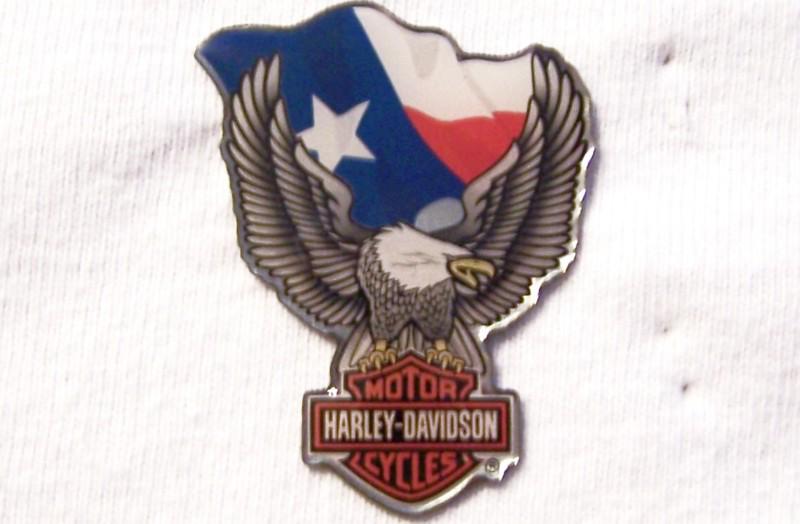 #hd0002 harley motorcycle vest pin upwing eagle / texas flag p024063