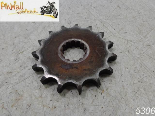 81 suzuki gs550t gs550 550 front sprocket