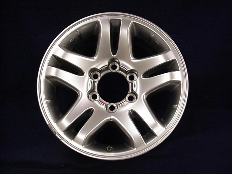 Toyota sequoia 03-07 tundra 03-06 17" hyper-silver alloy / aluminum wheel - 1