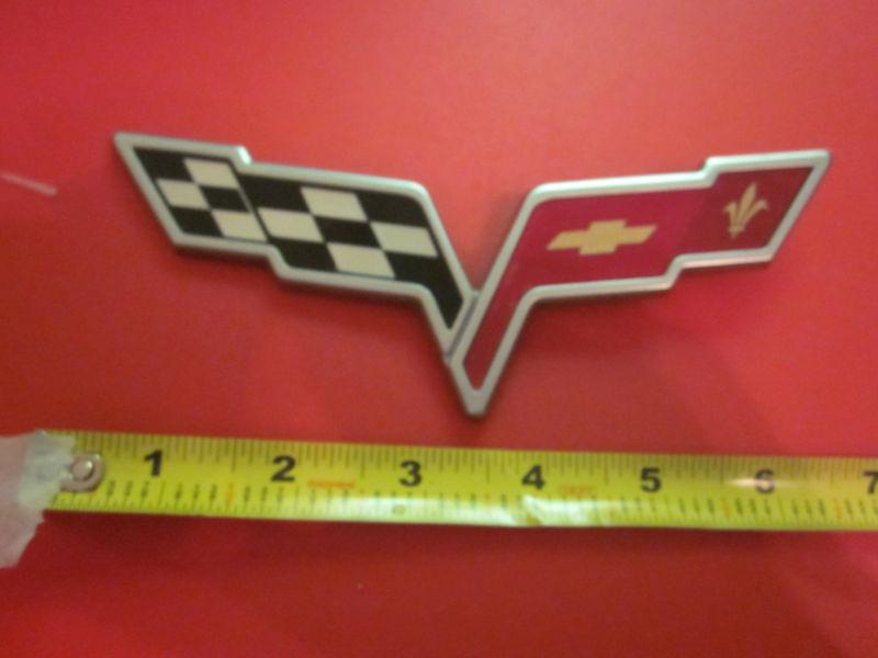 05 06 07 08 09 10 11 12 13 corvette c6 rear bumper emblem oem