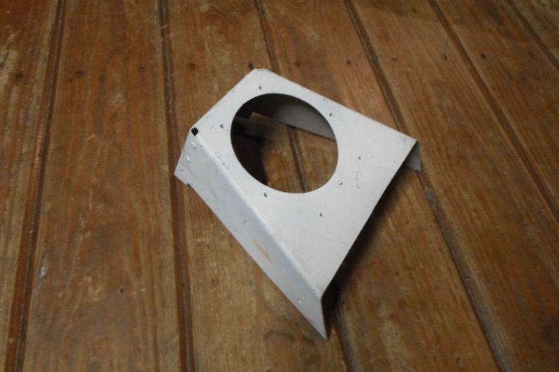 Bell 47 cabin bottom beacon light mounting bracket.