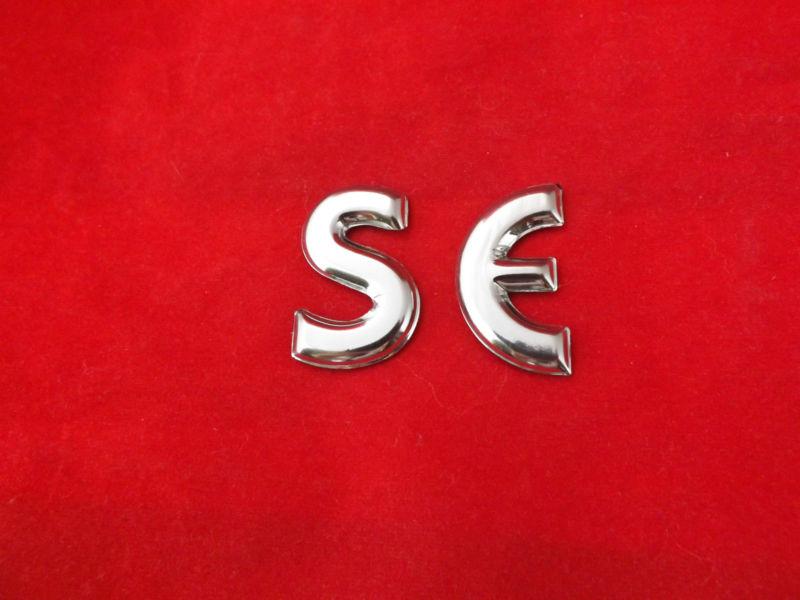 Ford focus se chrome emblem 2000-2004 rear trunk badge oem letters 01 02 03 04